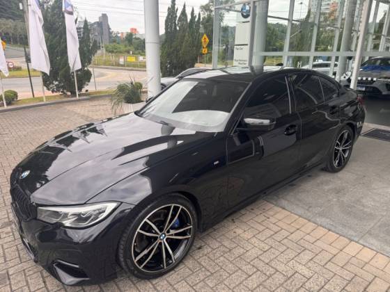 BMW 330i 2.0 16V TURBO GASOLINA M SPORT AUTOMÁTICO BMW 330i 2.0 16V TURBO GASOLINA M SPORT AUTOMÁTICO